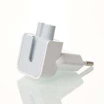 Мережевий перехідник Apple під євророзетку (носик)