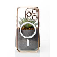 Силиконовый чехол SHINING with MagSafe для iPhone 15 Pro золотой